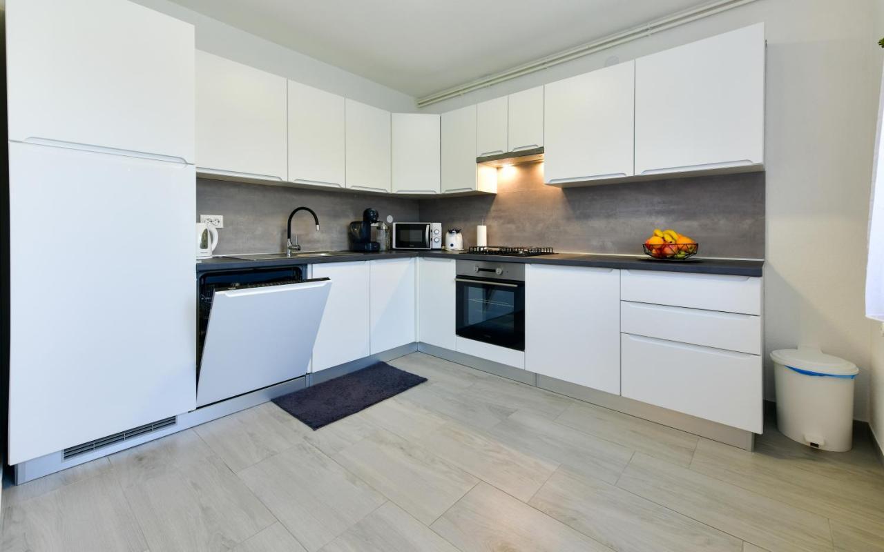 Apartman Plum Plitvice Drežnik Grad Buitenkant foto